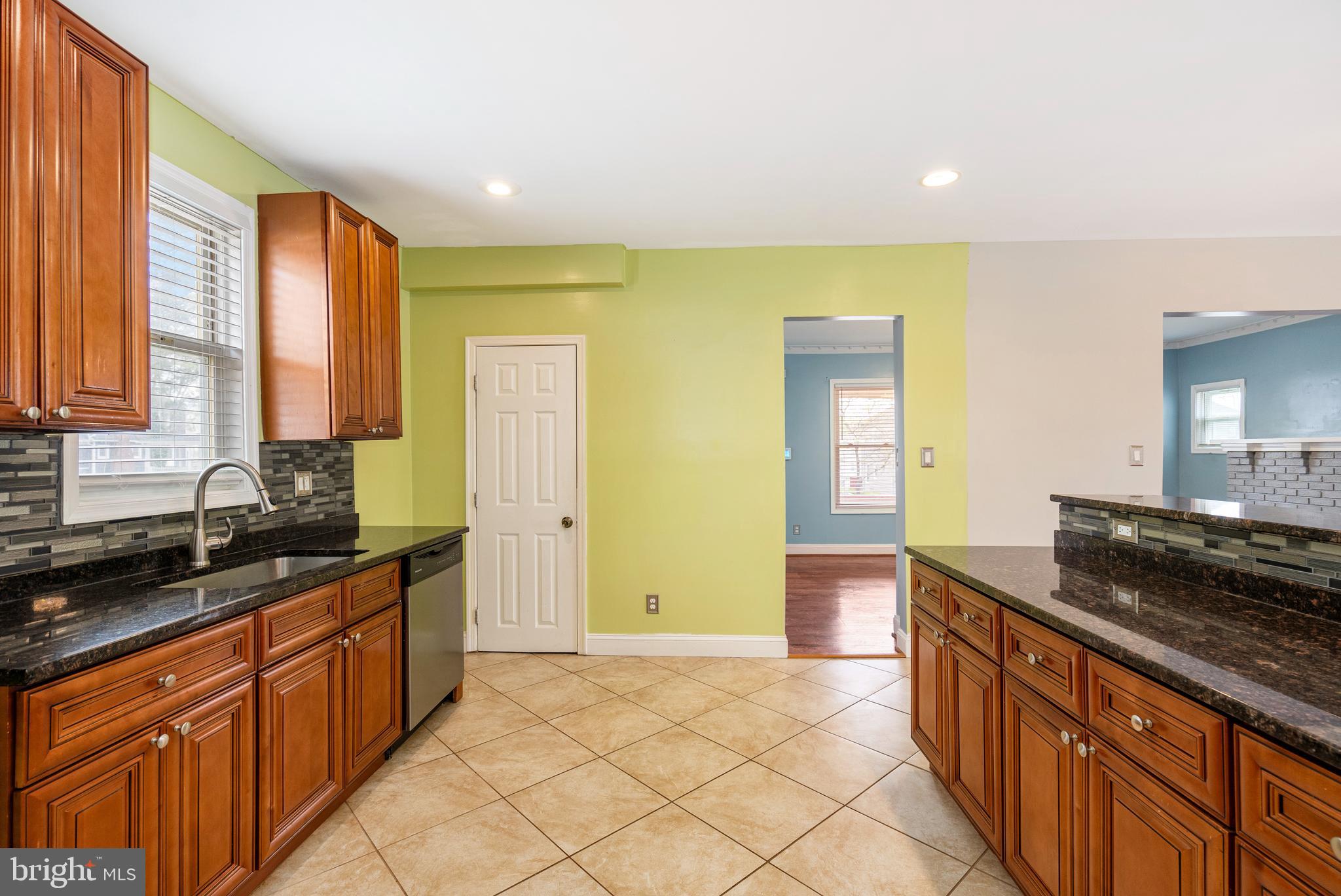 HOWARD PARK - Residential