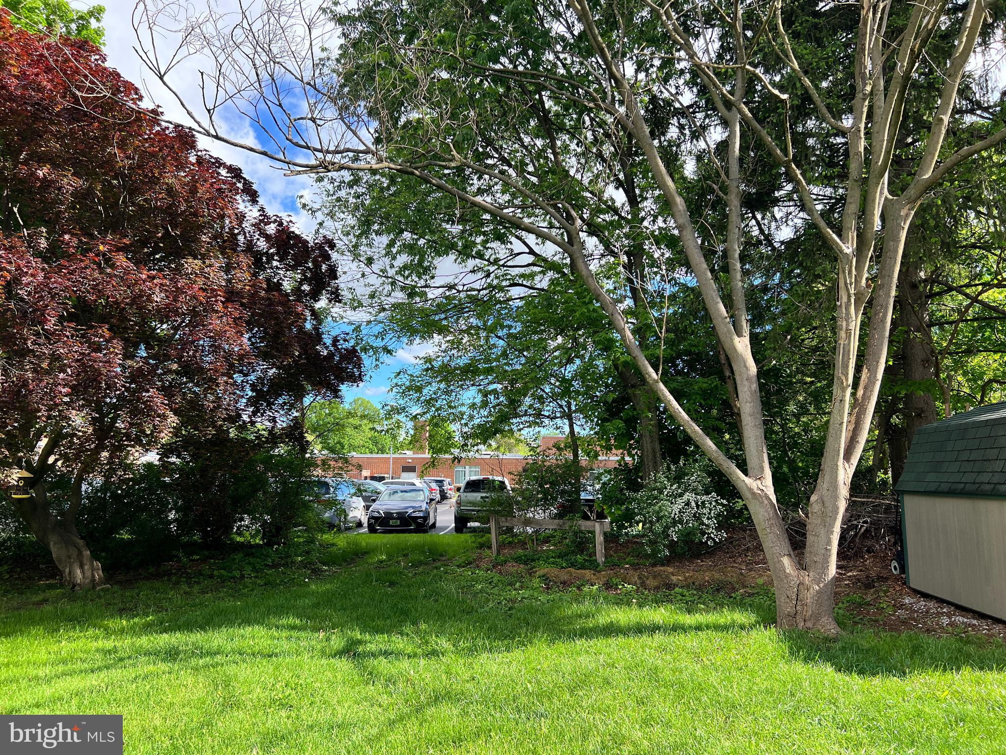 WEST END - Residential