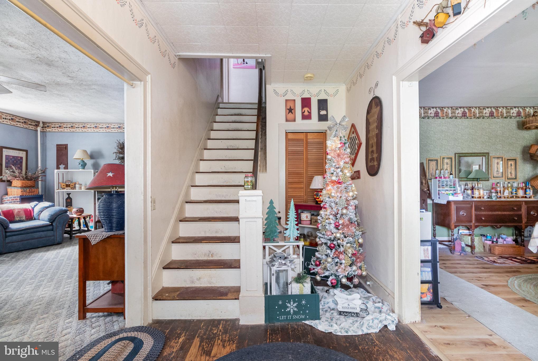 WEST END - Residential