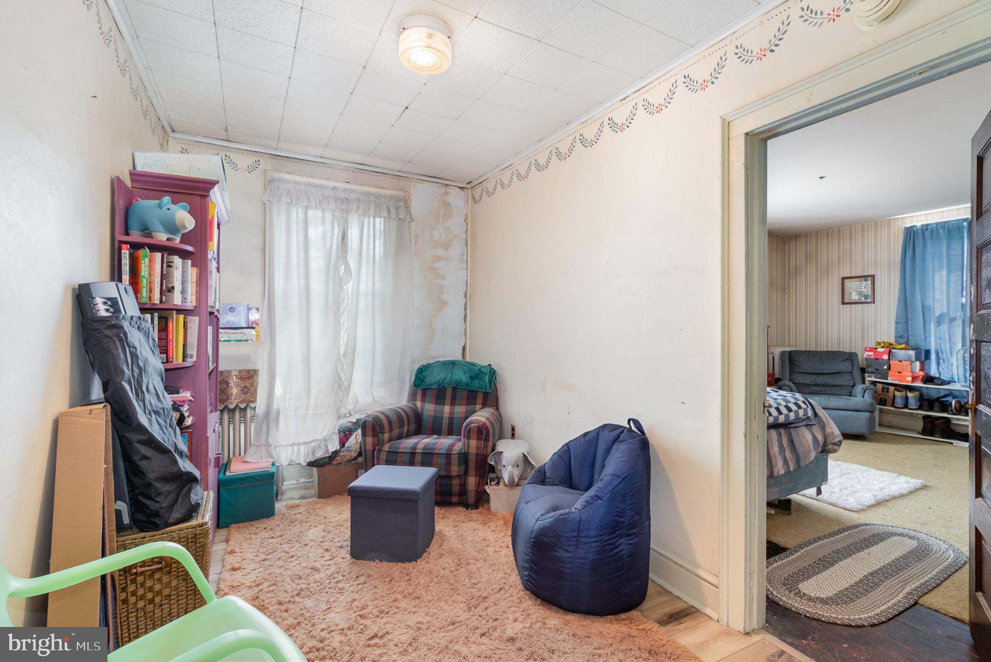 WEST END - Residential