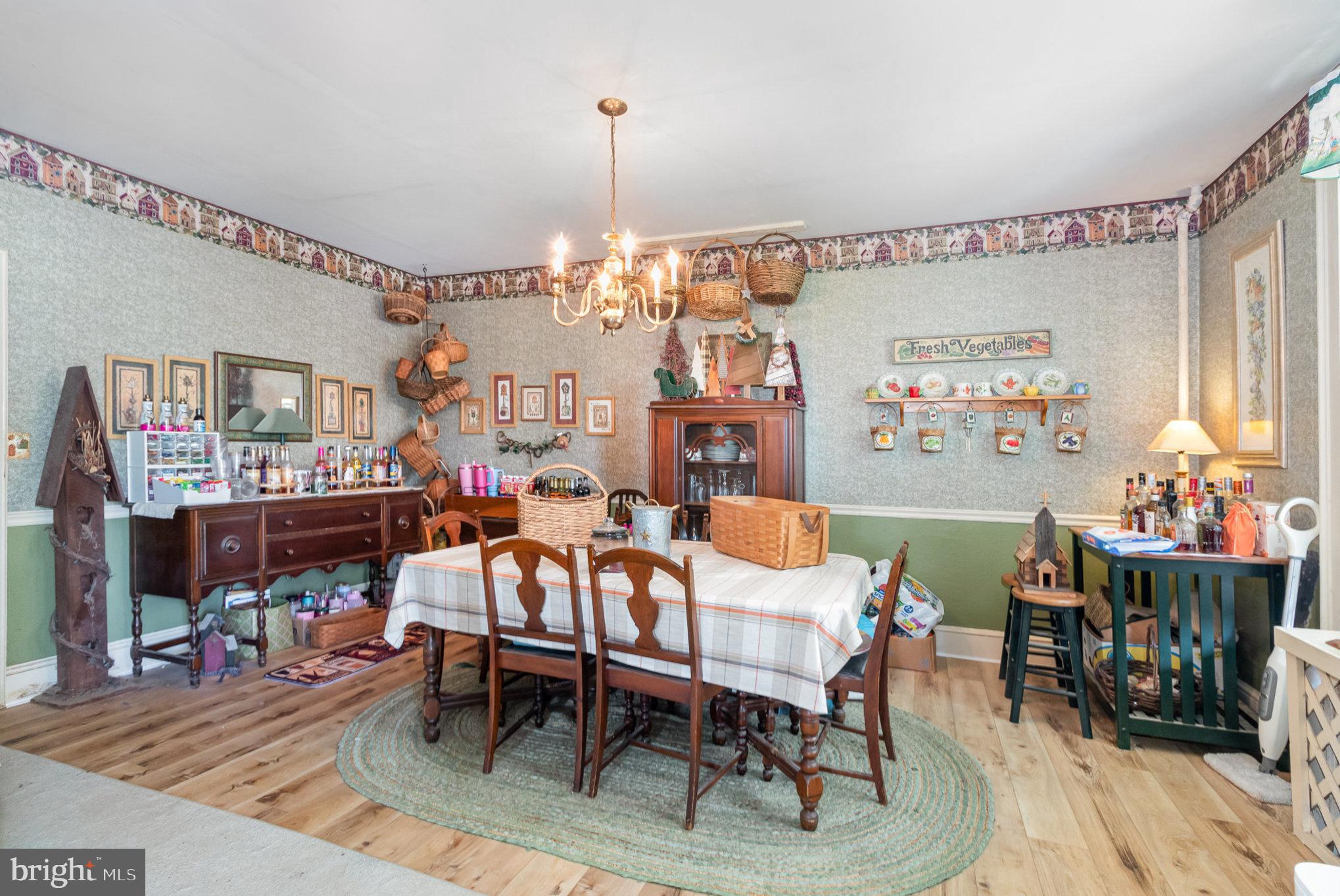 WEST END - Residential