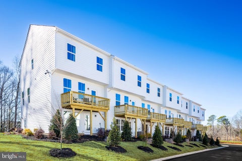Townhouse For Sale - 1004 Destrier Street<br/> RANSON, WV 25438