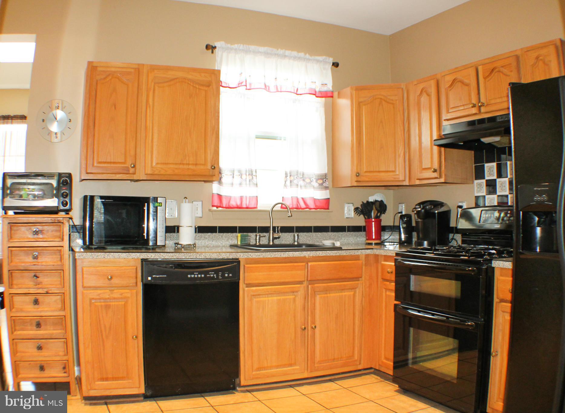 RIDGE COMMONS - Residential