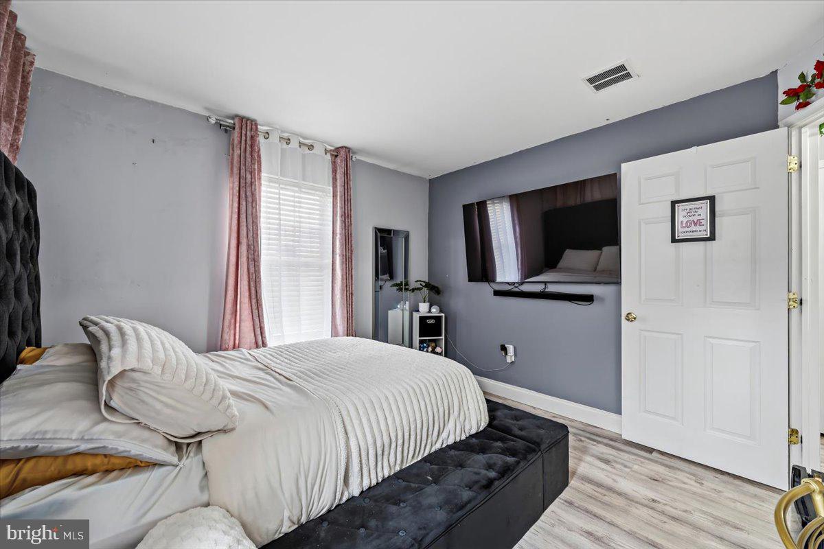 HILLS AT LOCK RIDGE - Residential