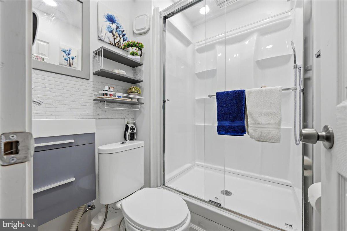 HILLS AT LOCK RIDGE - Residential