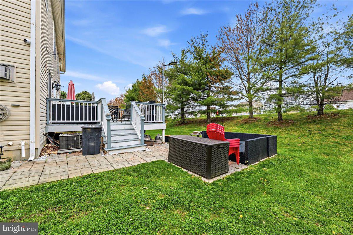 HILLS AT LOCK RIDGE - Residential