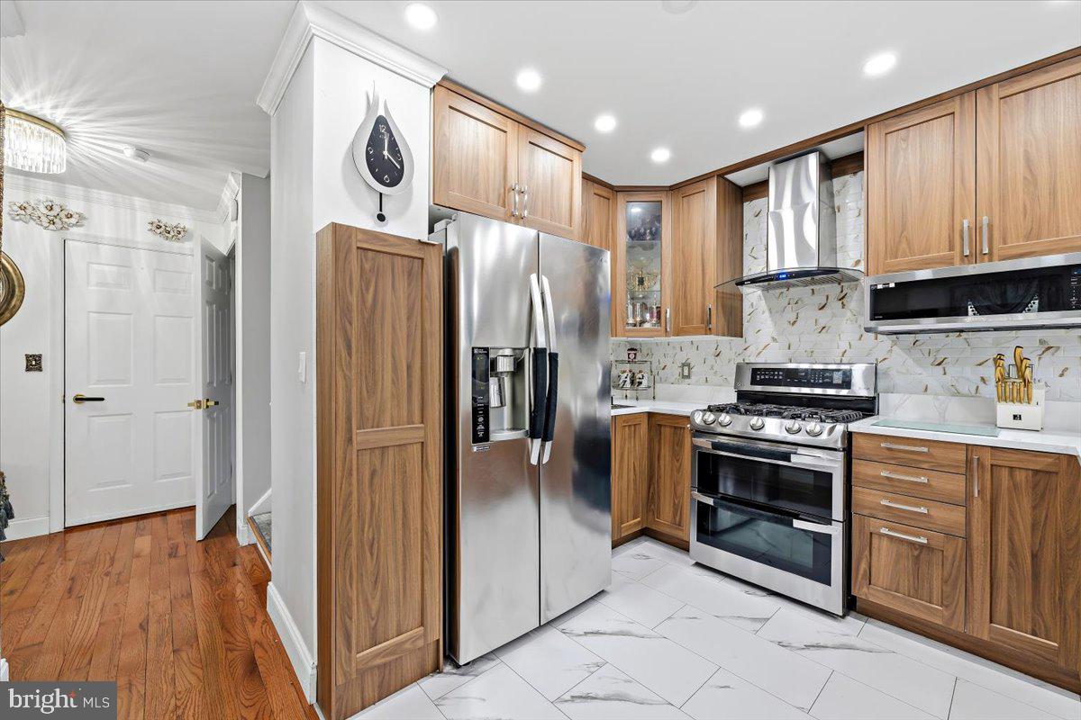 HILLS AT LOCK RIDGE - Residential