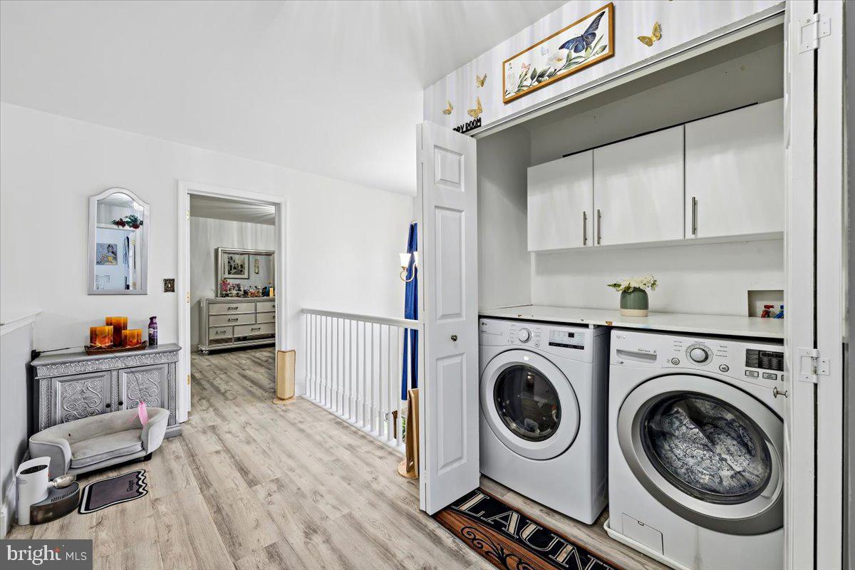 HILLS AT LOCK RIDGE - Residential