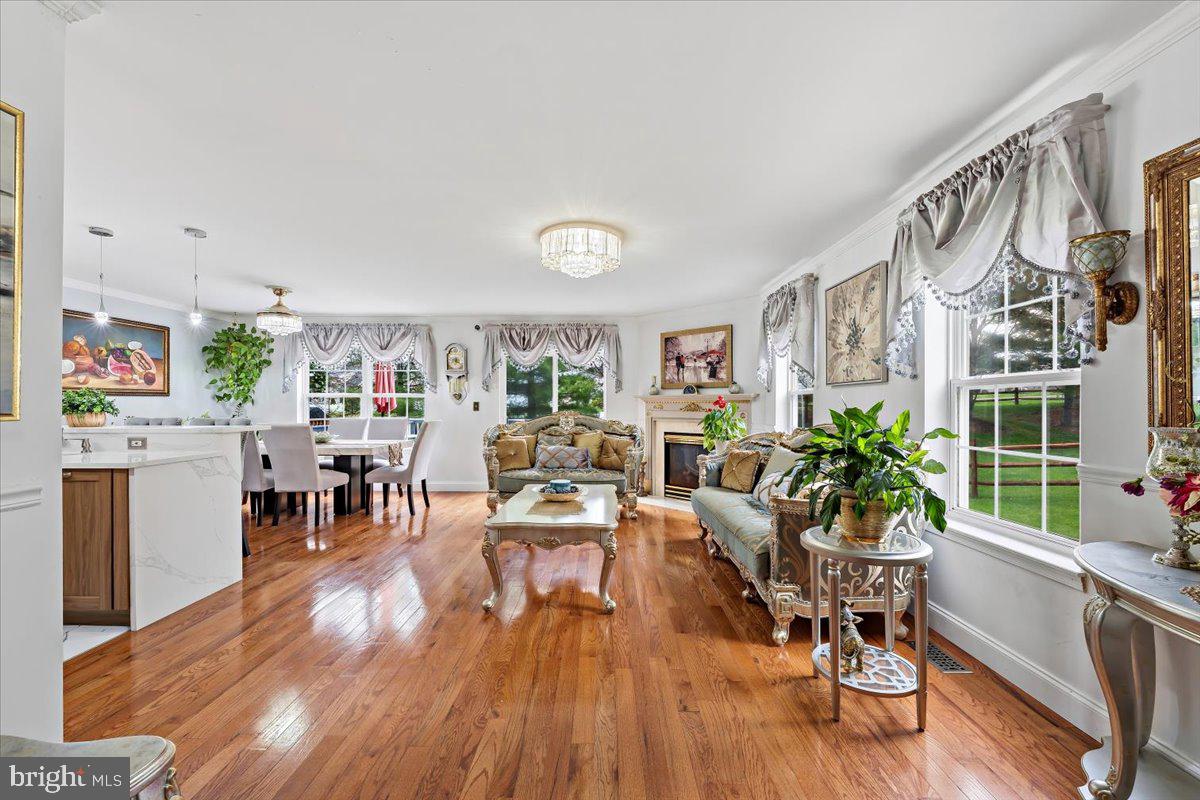 HILLS AT LOCK RIDGE - Residential