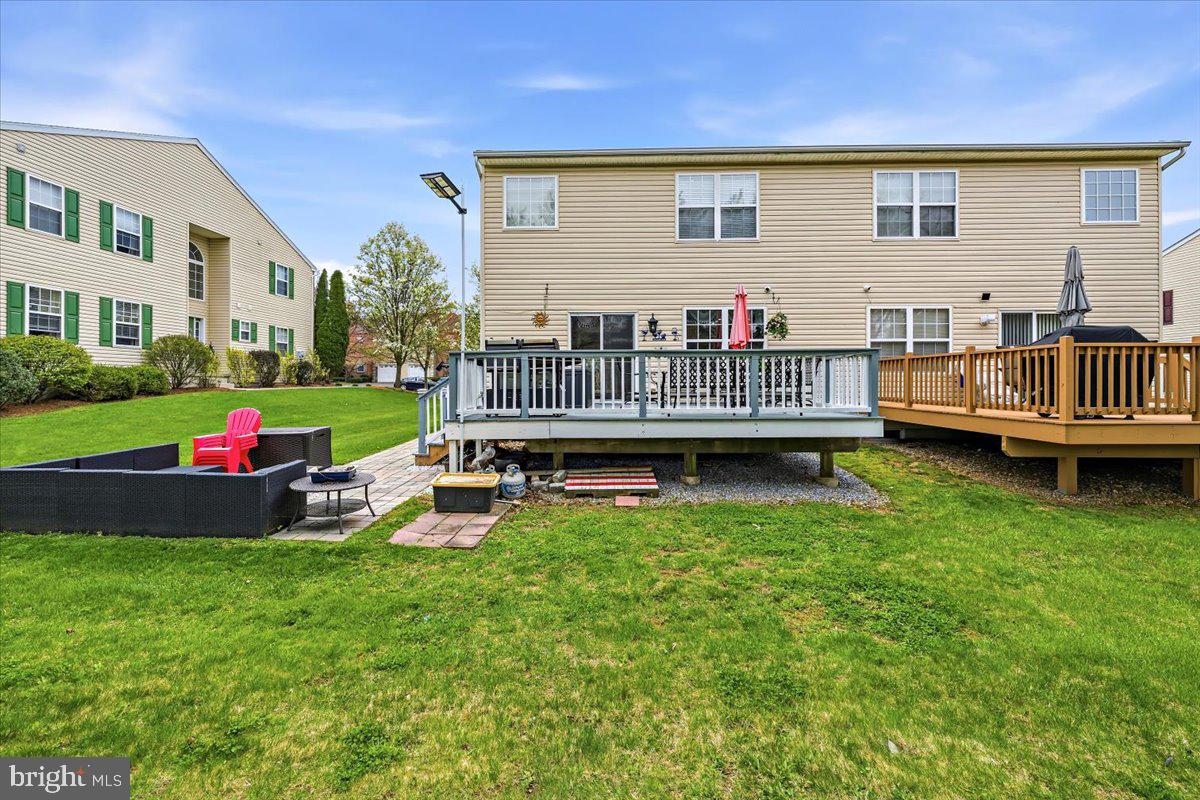 HILLS AT LOCK RIDGE - Residential