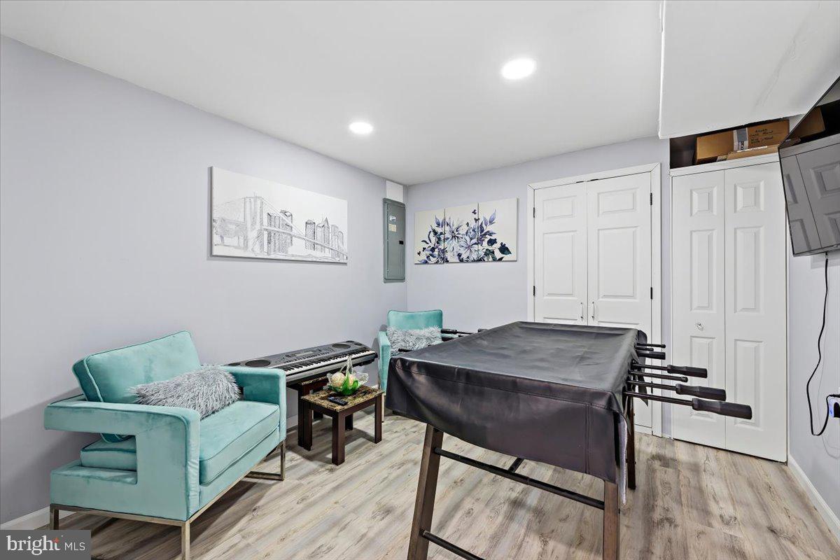 HILLS AT LOCK RIDGE - Residential