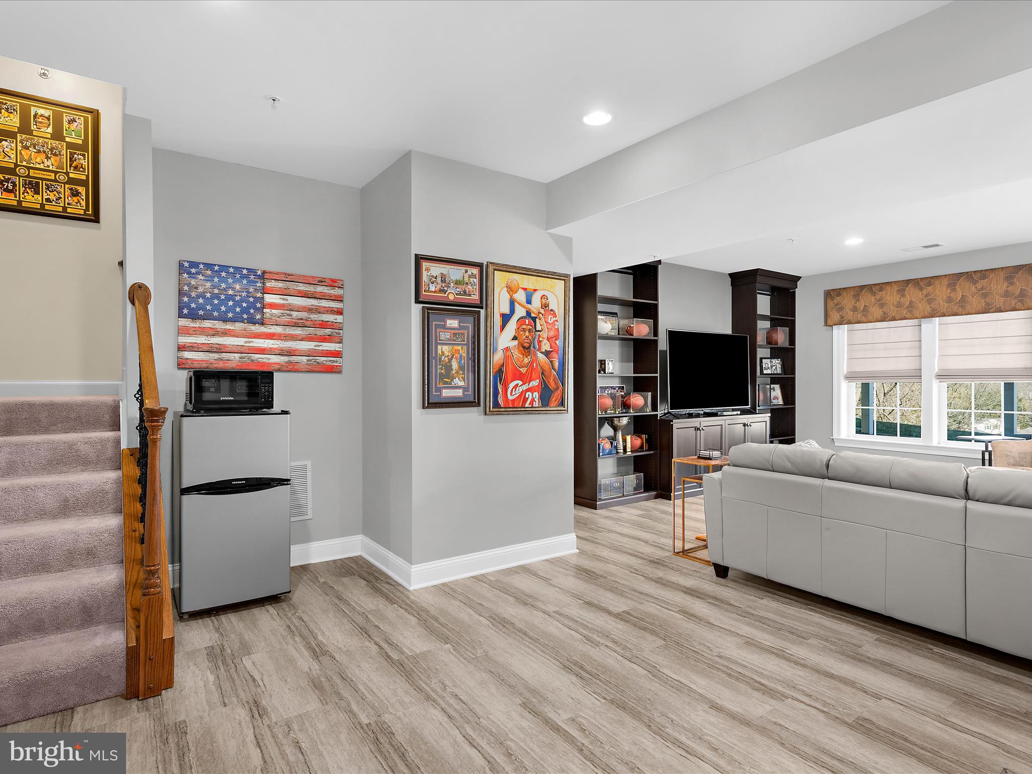 MEADOWVALE - Residential