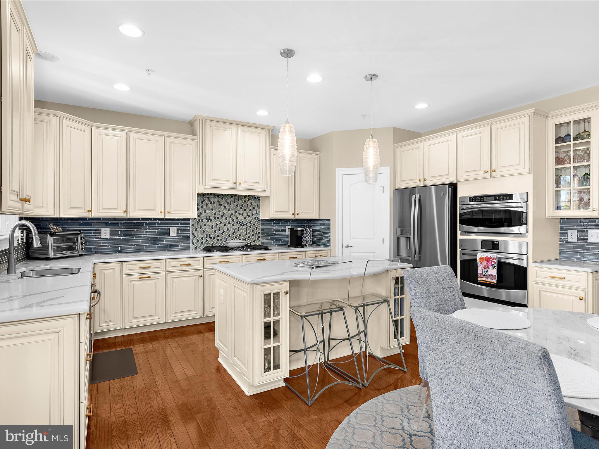 MEADOWVALE - Residential