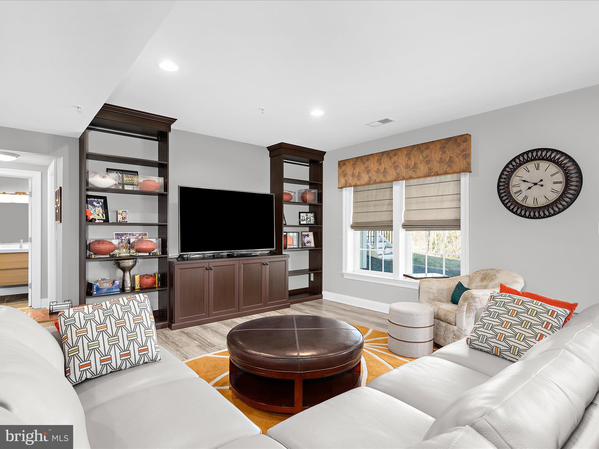 MEADOWVALE - Residential