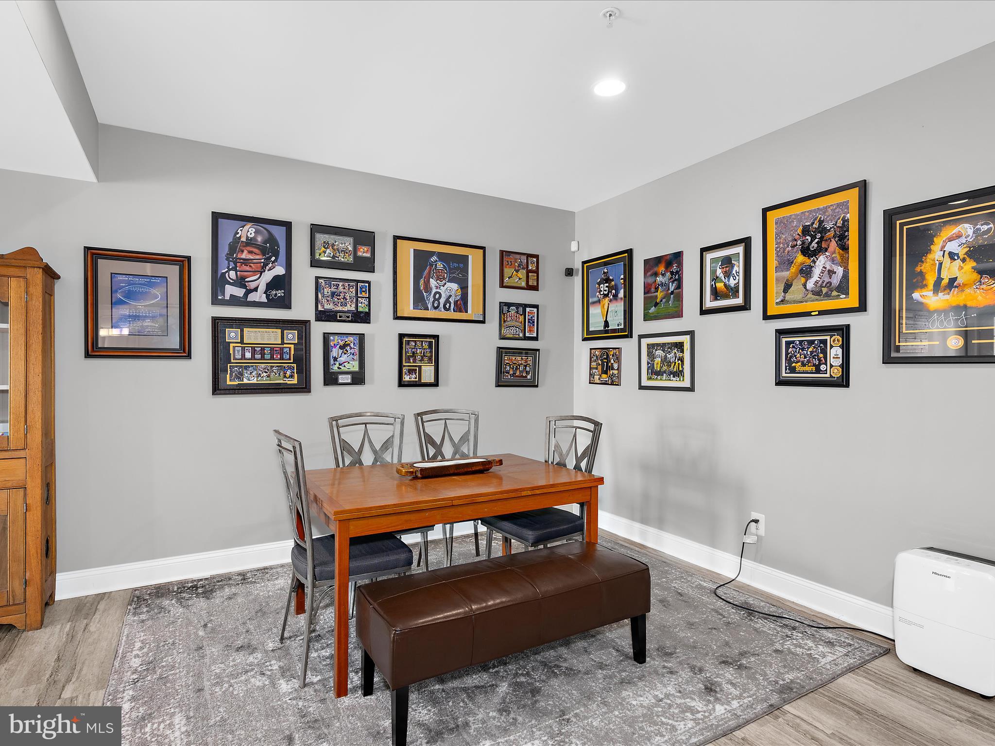 MEADOWVALE - Residential