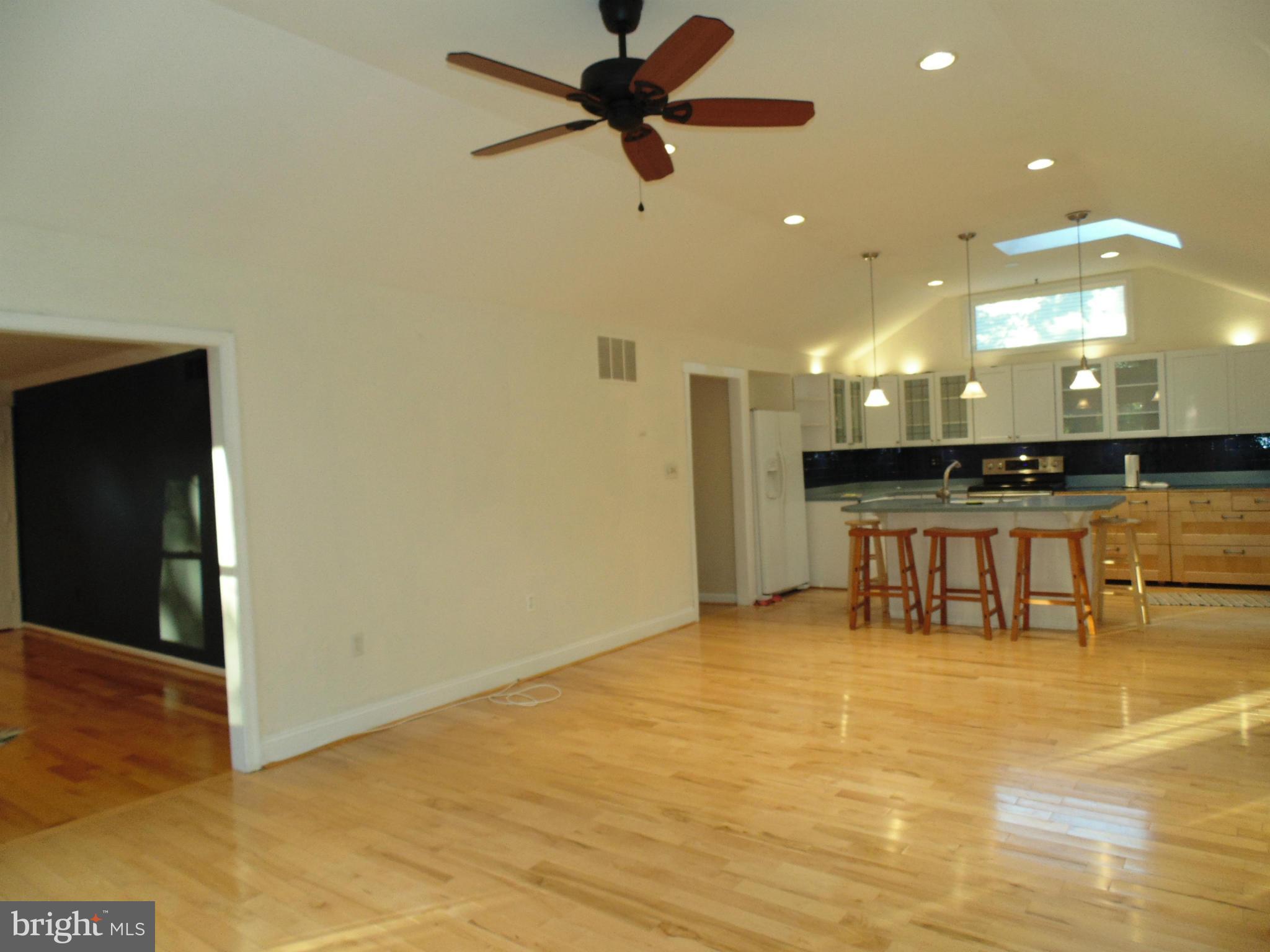 CARROLLTON MANOR - Residential