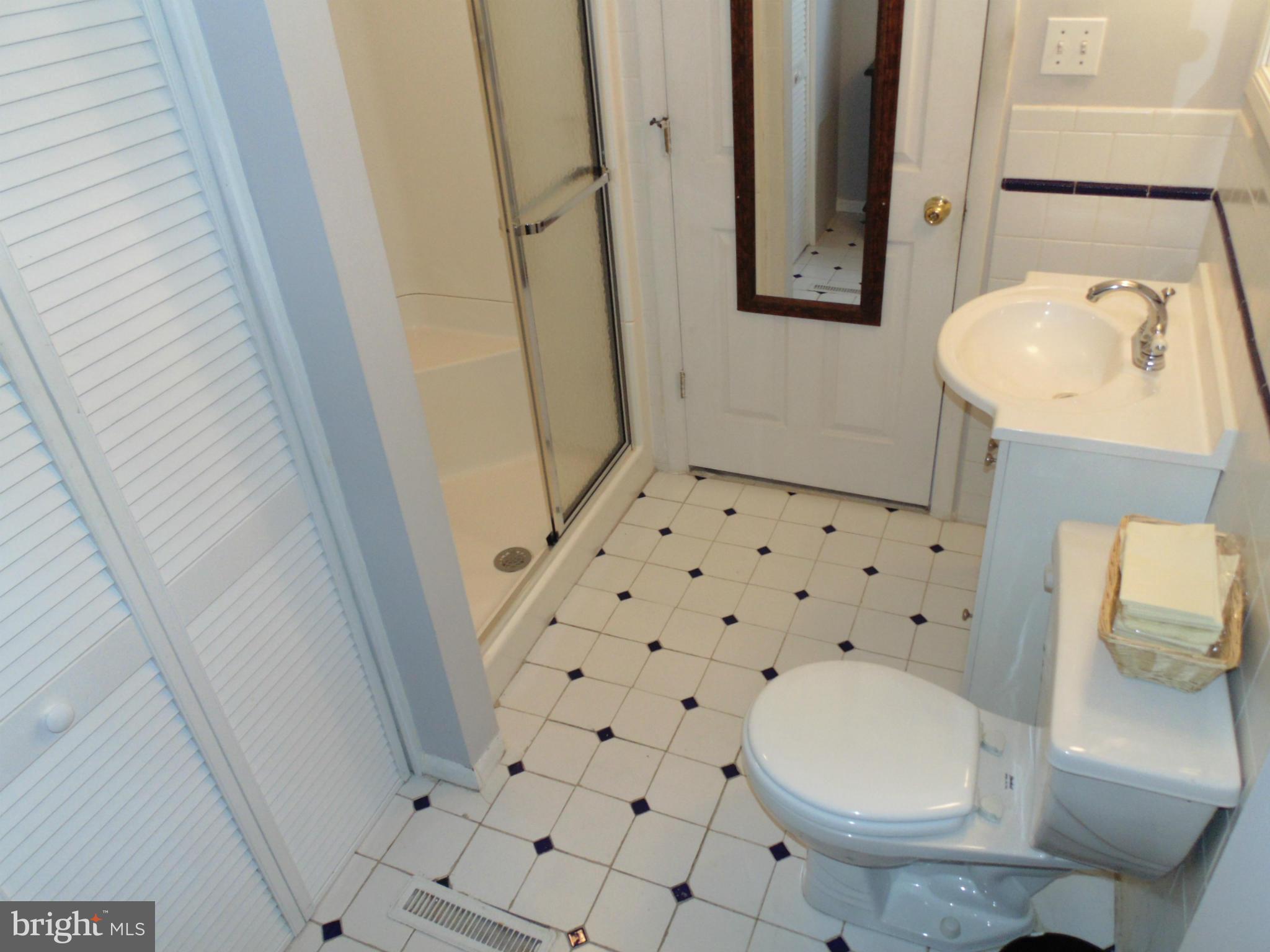 CARROLLTON MANOR - Residential