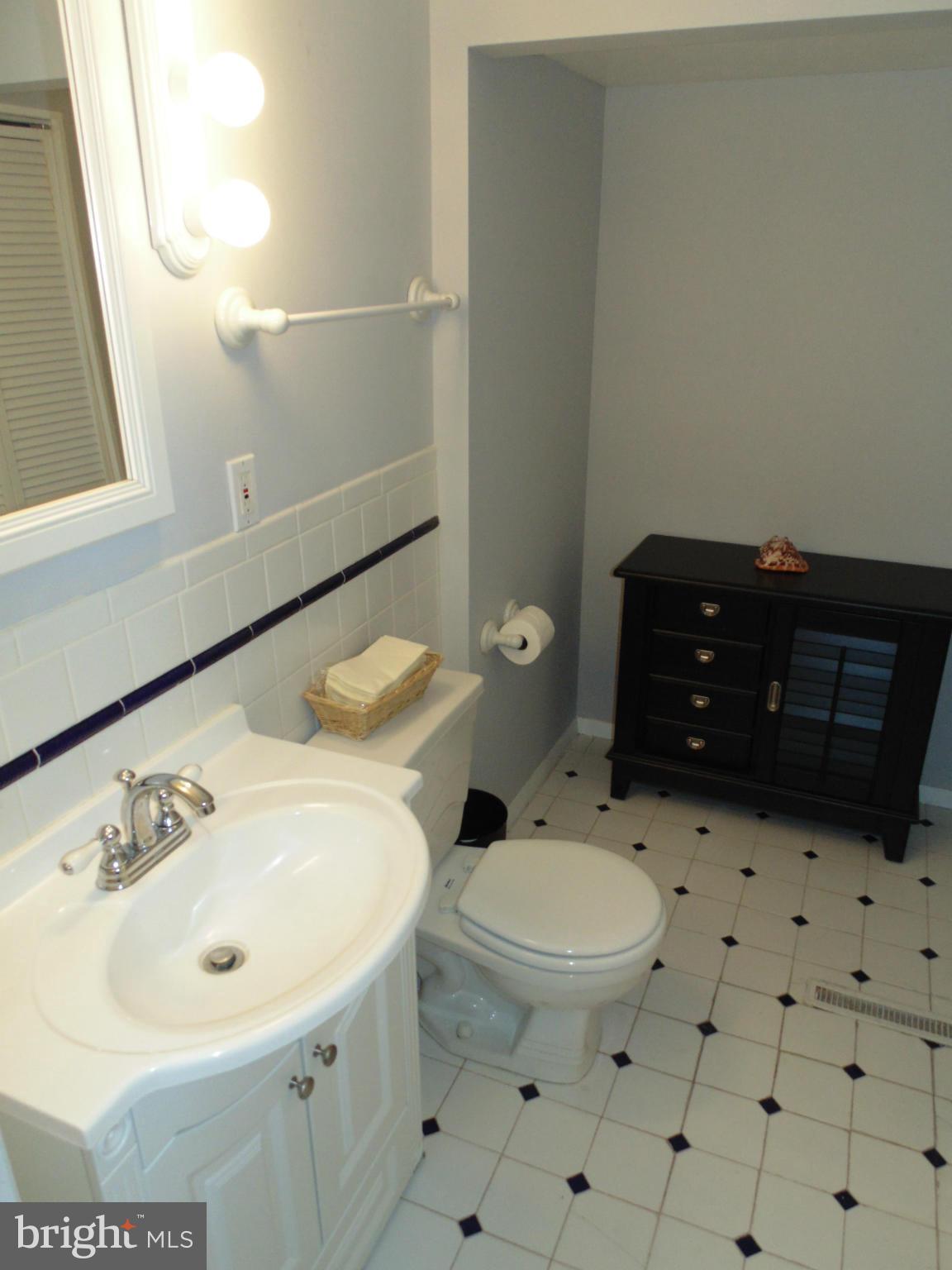 CARROLLTON MANOR - Residential