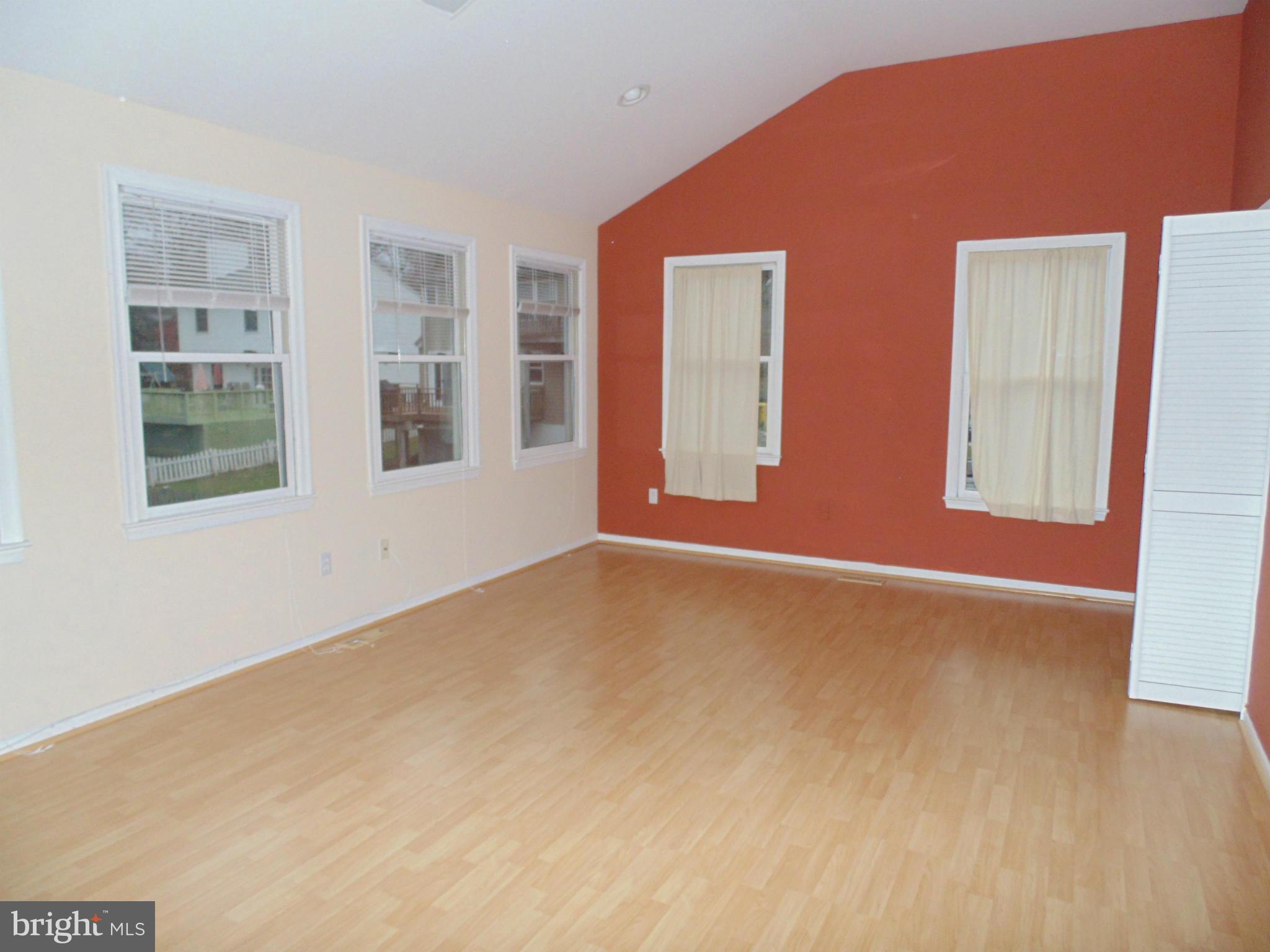 CARROLLTON MANOR - Residential