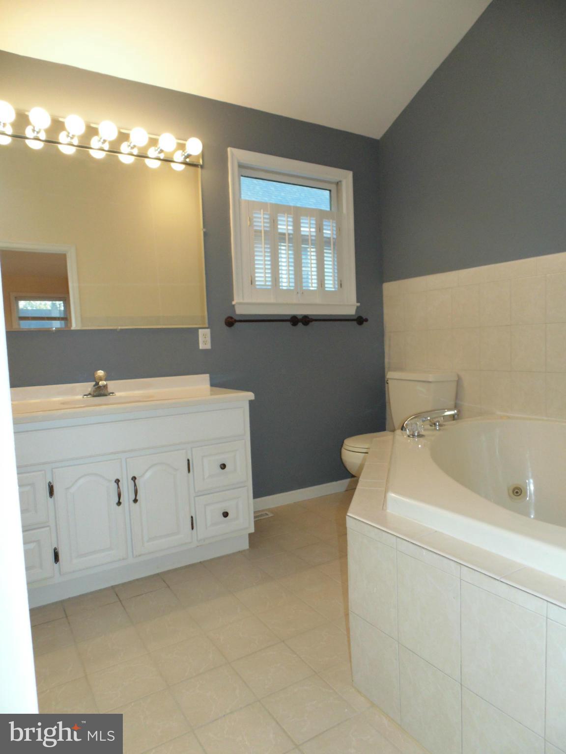 CARROLLTON MANOR - Residential