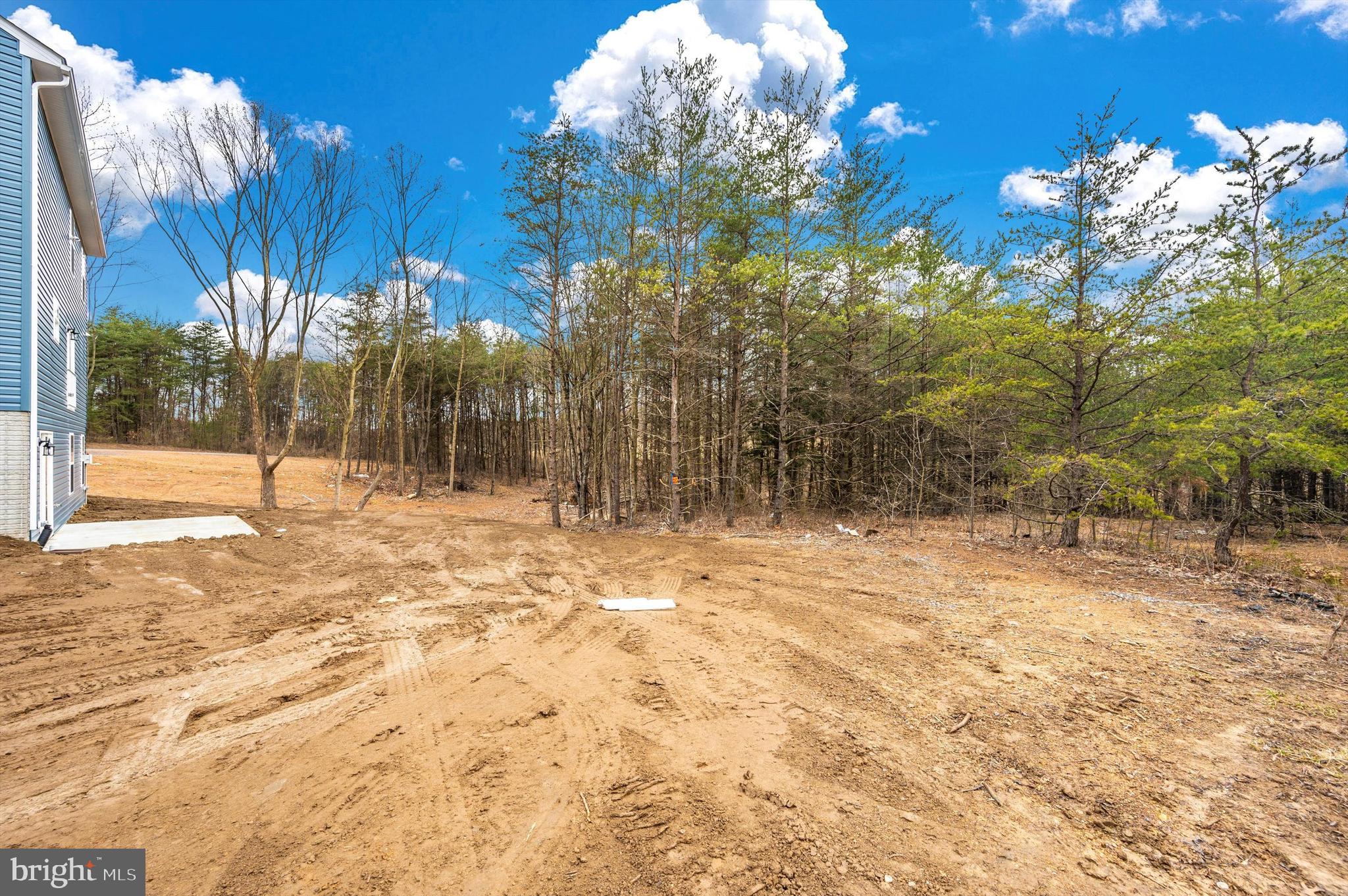 KATES HOLLOW ACRES - Residential