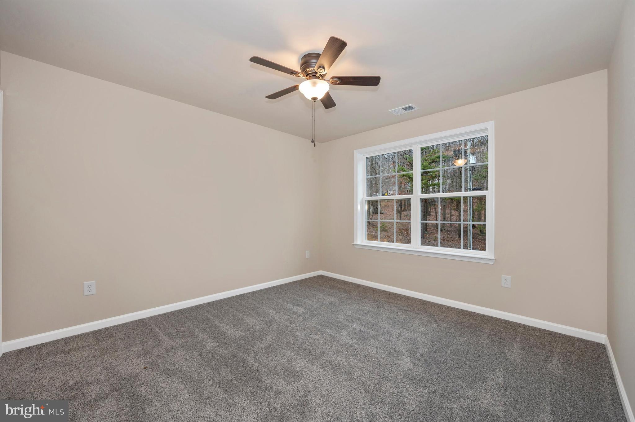 KATES HOLLOW ACRES - Residential