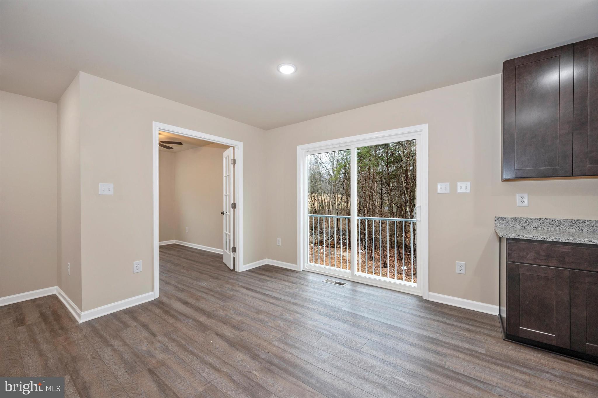 KATES HOLLOW ACRES - Residential