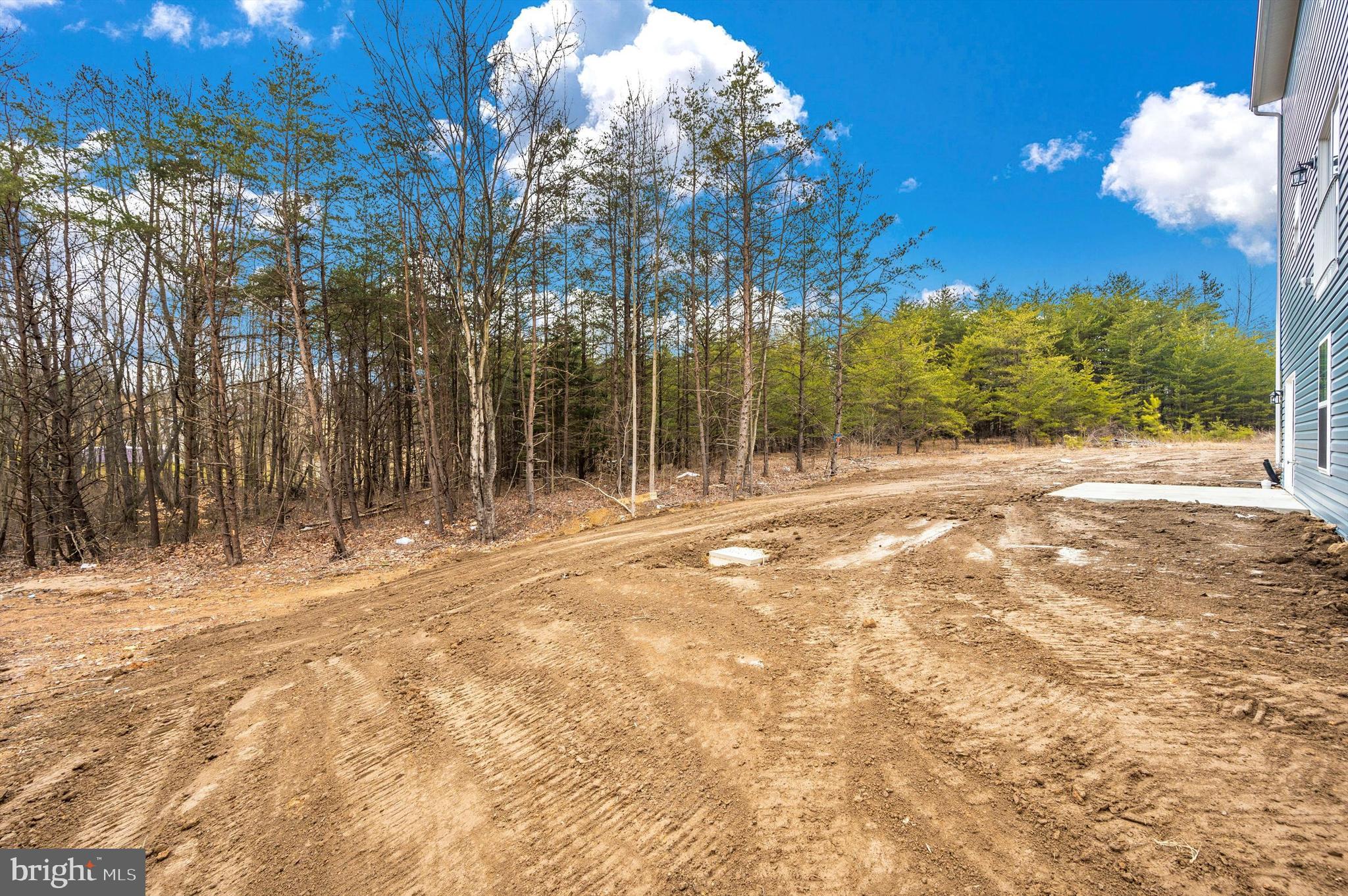 KATES HOLLOW ACRES - Residential