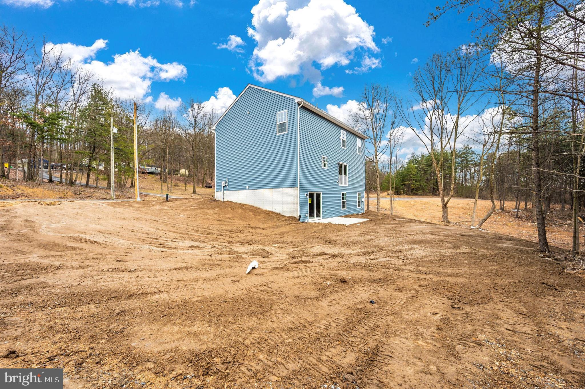 KATES HOLLOW ACRES - Residential