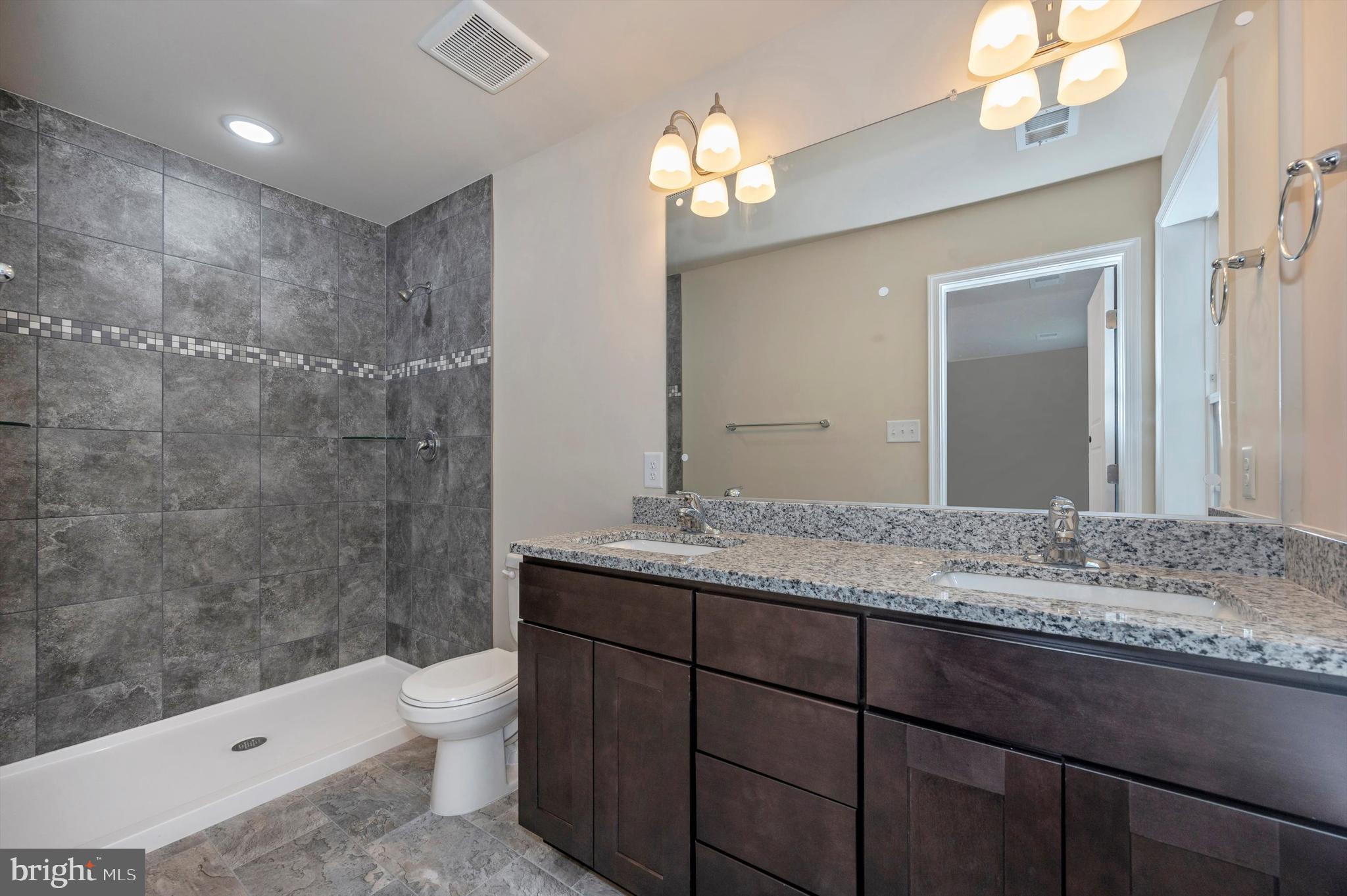 KATES HOLLOW ACRES - Residential