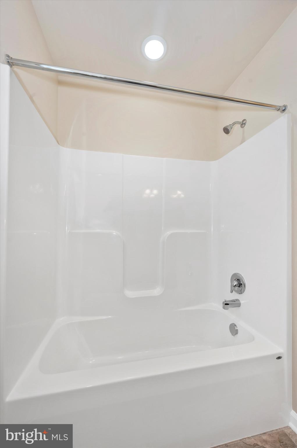 KATES HOLLOW ACRES - Residential