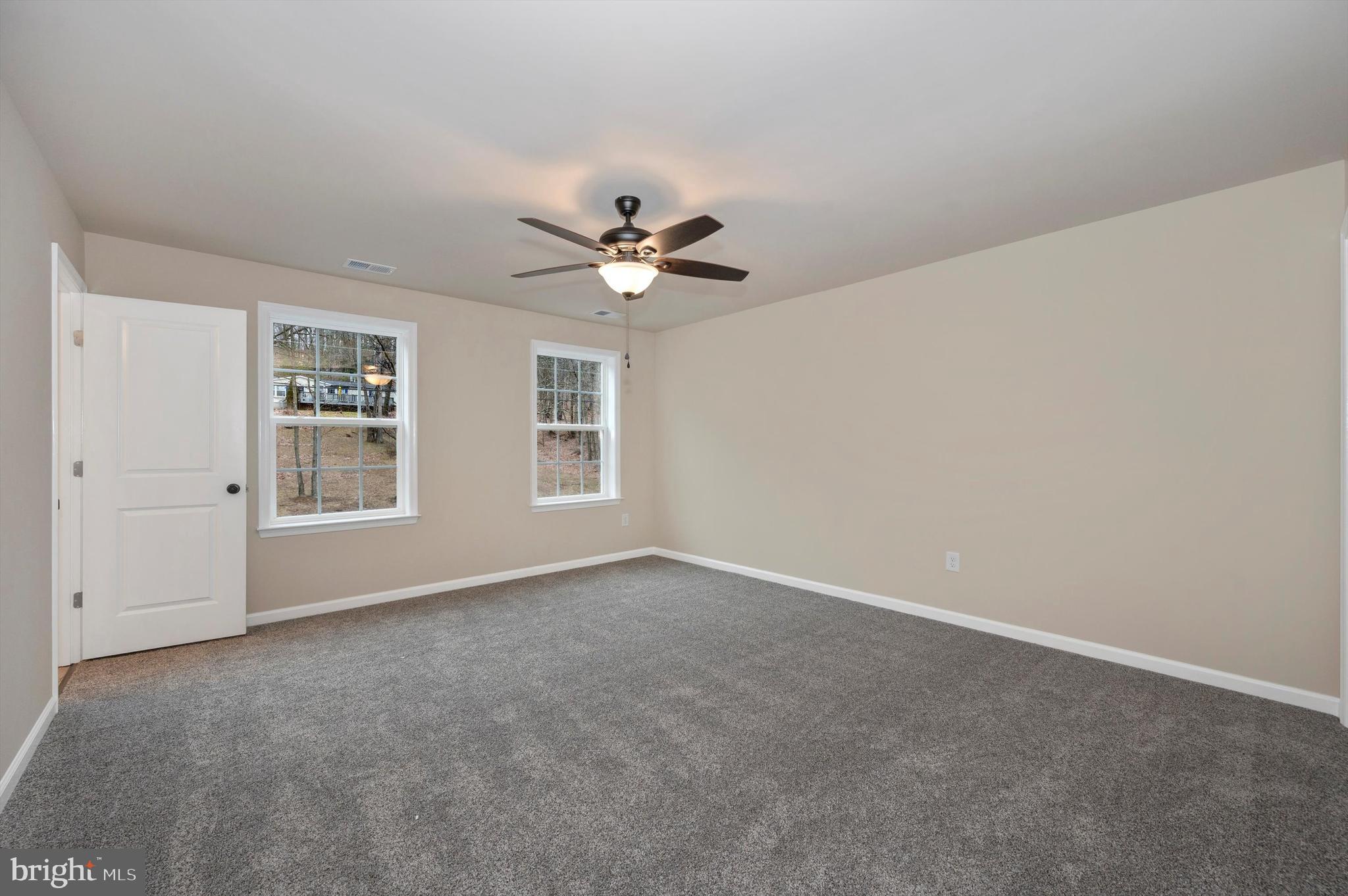 KATES HOLLOW ACRES - Residential