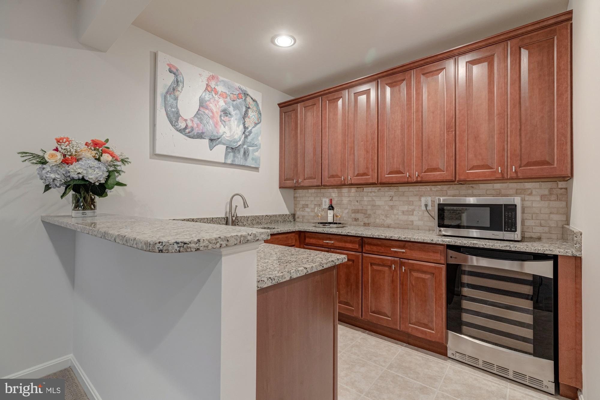 ROBERTS LANDING - Residential