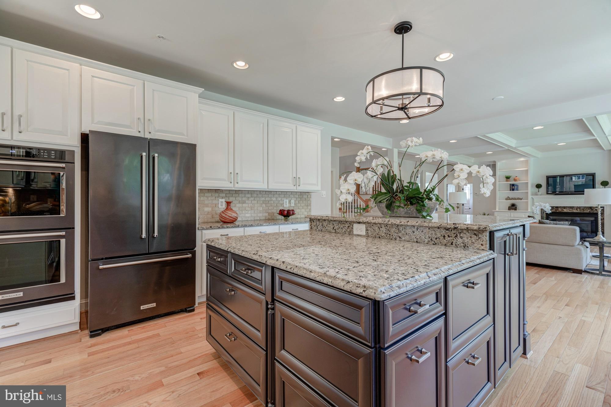 ROBERTS LANDING - Residential