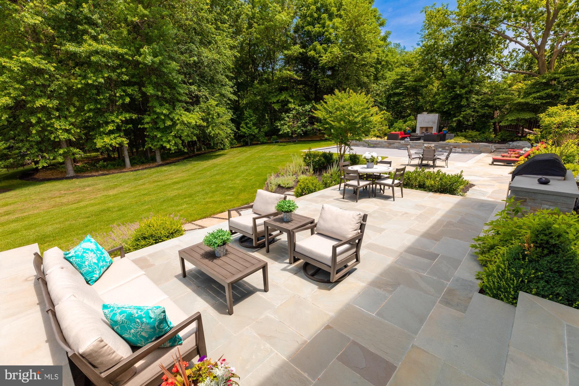 ROBERTS LANDING - Residential