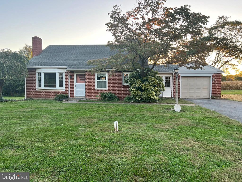Photo of 6365 Main Street, EAST PETERSBURG, PA 17520 (MLS # PALA2077278)