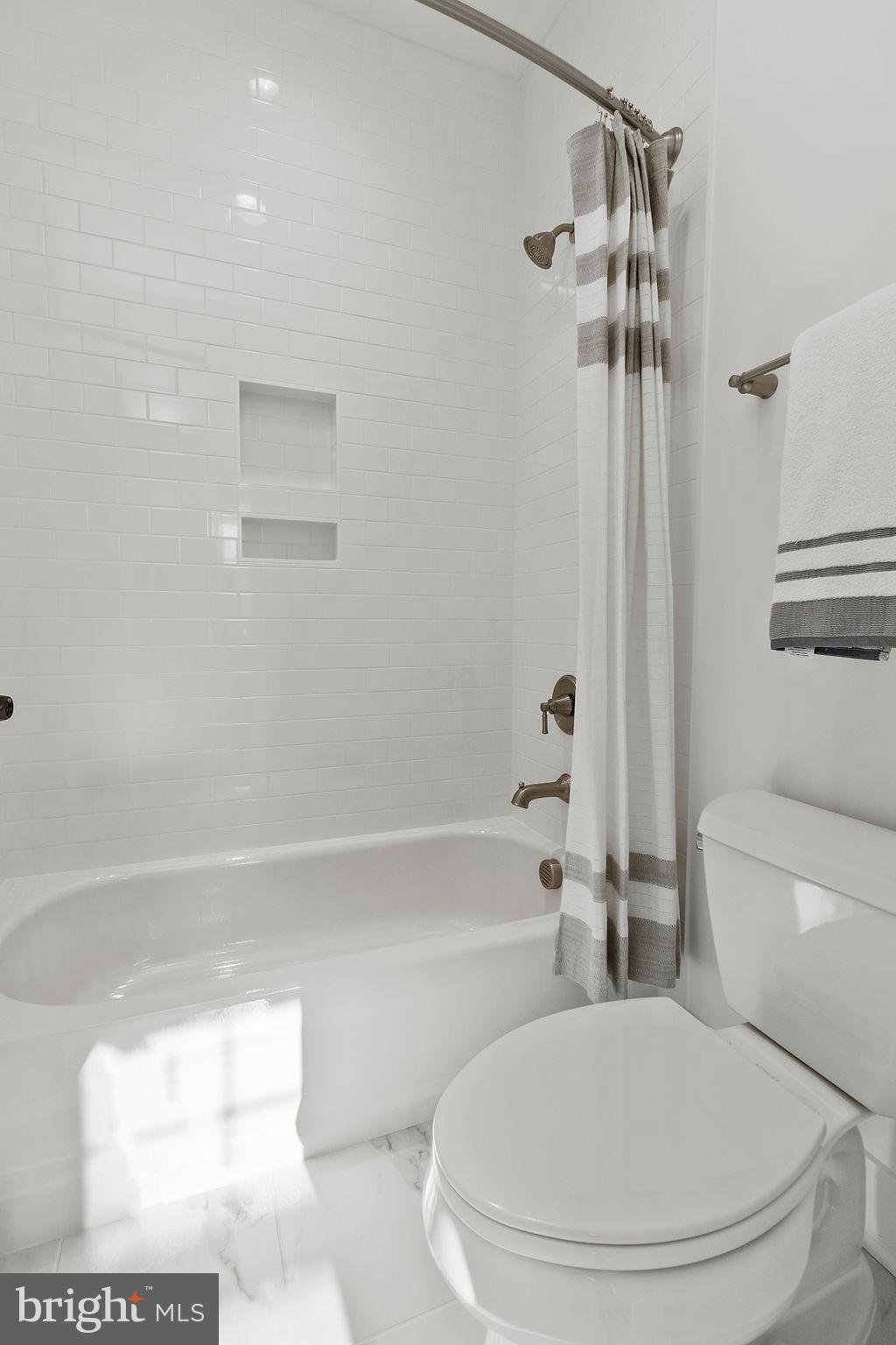 NORTH ARLINGTON - Residential