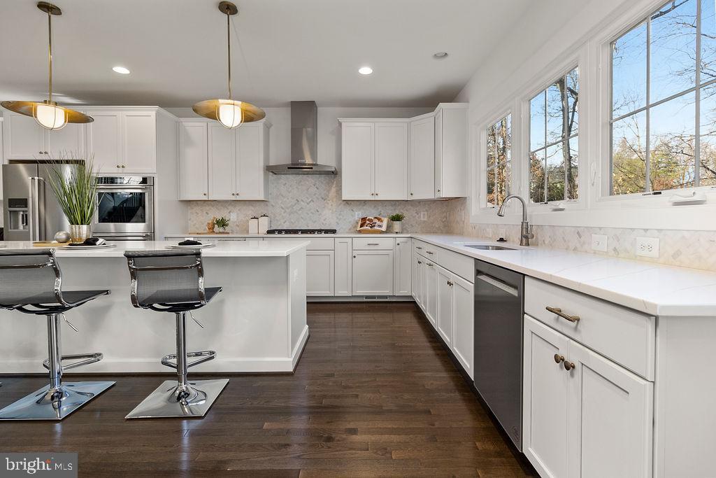 NORTH ARLINGTON - Residential