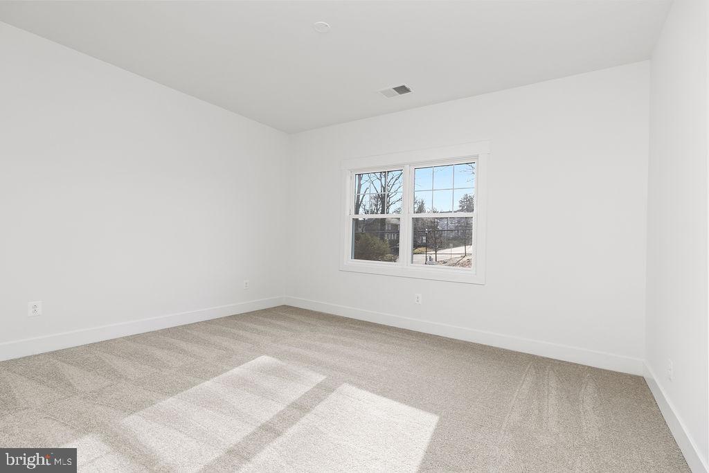 NORTH ARLINGTON - Residential