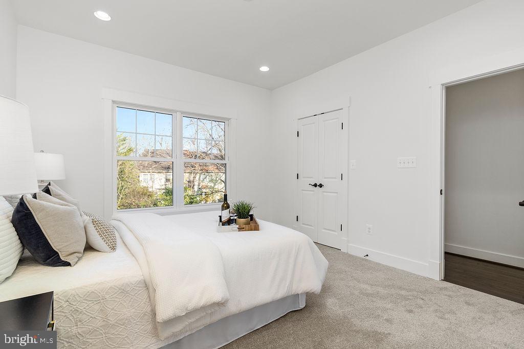 NORTH ARLINGTON - Residential