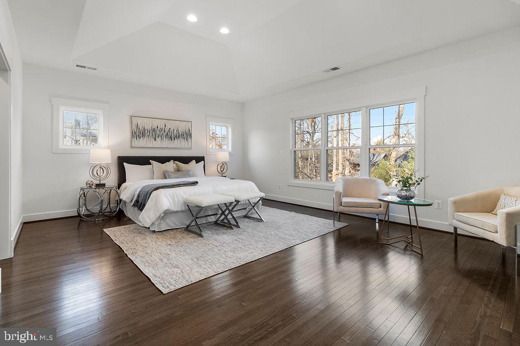 NORTH ARLINGTON - Residential