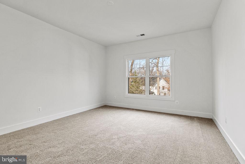 NORTH ARLINGTON - Residential