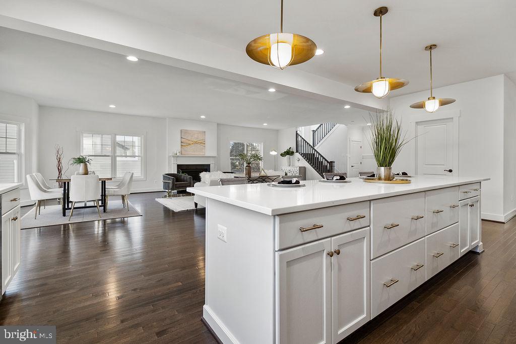 NORTH ARLINGTON - Residential