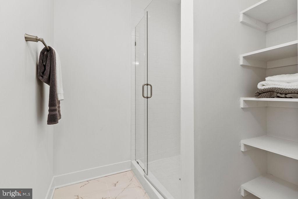 NORTH ARLINGTON - Residential