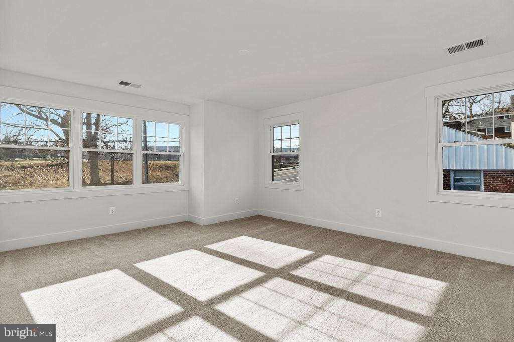 NORTH ARLINGTON - Residential