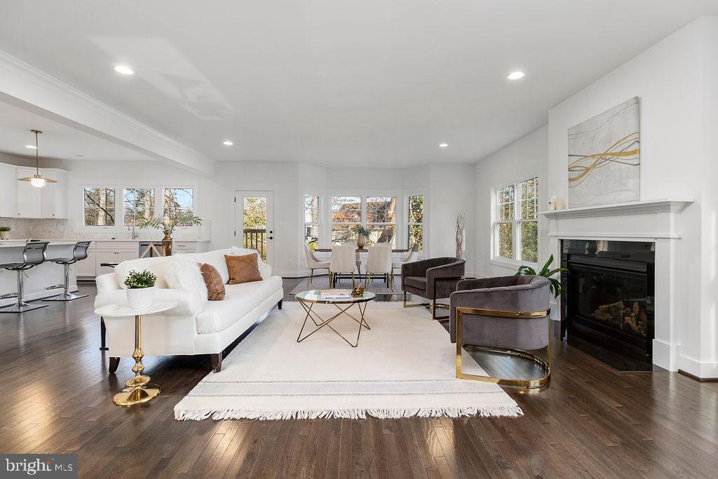 NORTH ARLINGTON - Residential