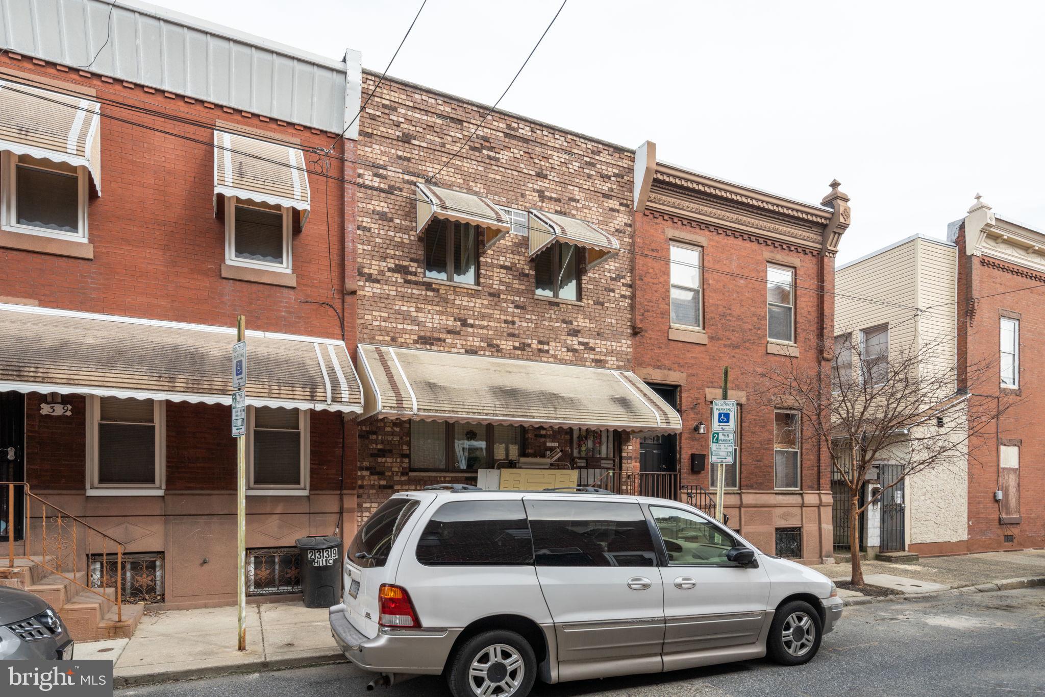Fantastic opportunity to own a 3 bed, 2 full bath home with finished basement on a quiet South Philly block just off Broad St. Super clean and totally move-in ready, this home is ready for your sweat equity as you take advantage of the full bath on the main level plus the additional living space offered in the finished basement. Enter the large living room with high ceilings, recessed lighting, bay window & access to a full bath with stall shower. The immaculate kitchen offers tons of cabinet and counter space, gas cooking and a door to a large rear patio. Upstairs you will find 3 large bedrooms, each with ample closet space plus a squeaky-clean hall bath with tub and tile surround. The fully finished basement offers plenty of extra space for use as a den, office or home gym with additional rear space for storage and access to the washer and dryer. Just a great home that’s been well-maintained and offers that fantastic combo of a 2nd full bath plus a finished basement for under $300K. Low taxes, quick walk to the subway and tons of great eateries on nearby Ritner St. Ideal for 1st-timer or an excellent addition to your rental portfolio. Will not last, schedule your showing today!