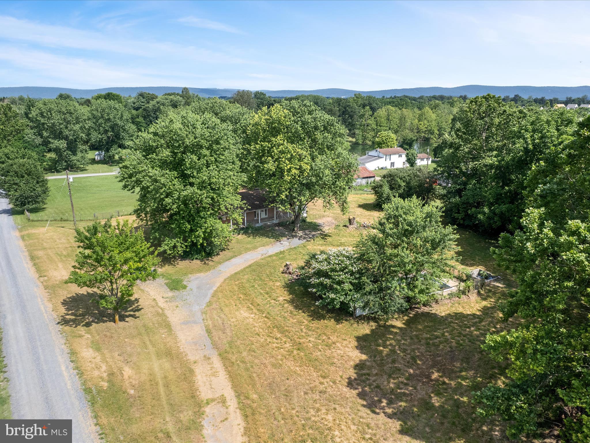 WALNUT GROVE - Residential