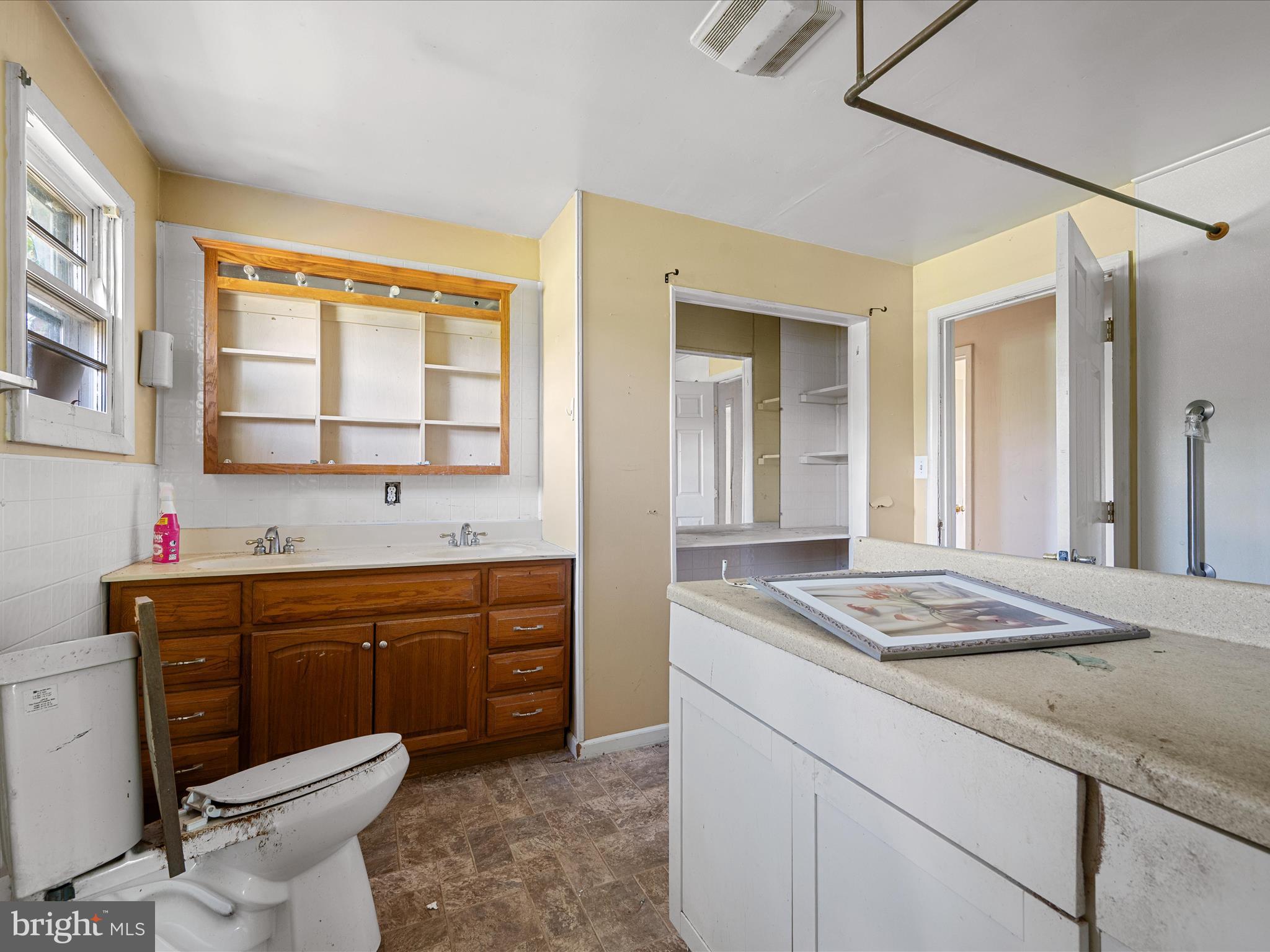 WALNUT GROVE - Residential