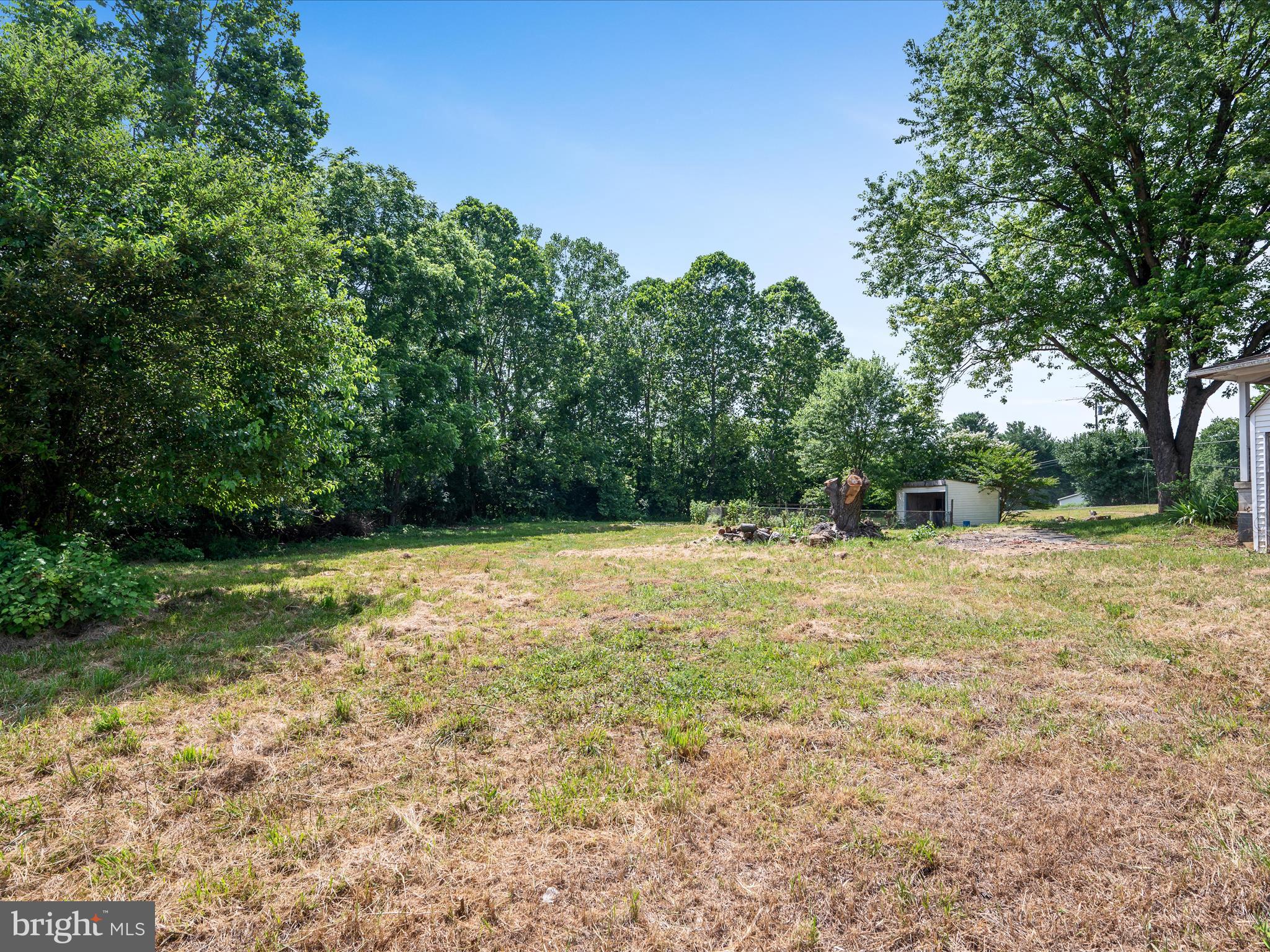 WALNUT GROVE - Residential